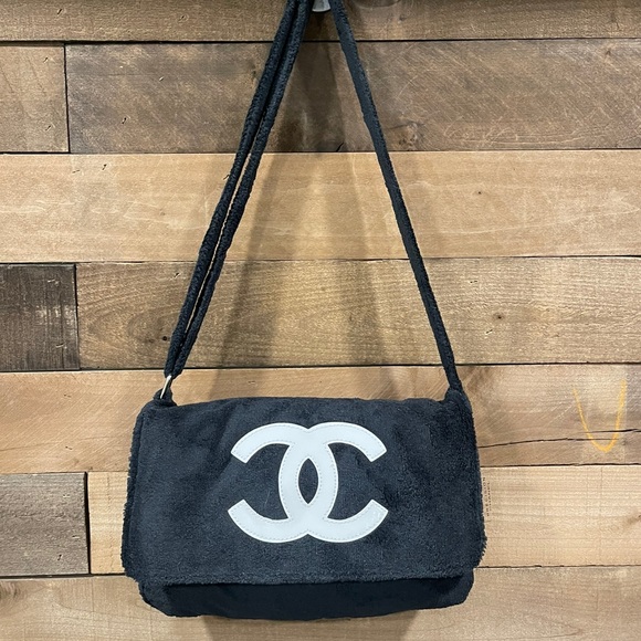 CHANEL Other - Chanel precision bodybag